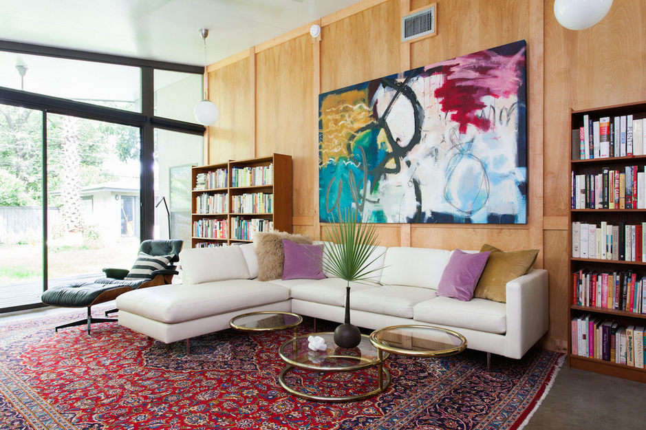 HOW TO DECORATE A BIG LIVING ROOM with (brass table)