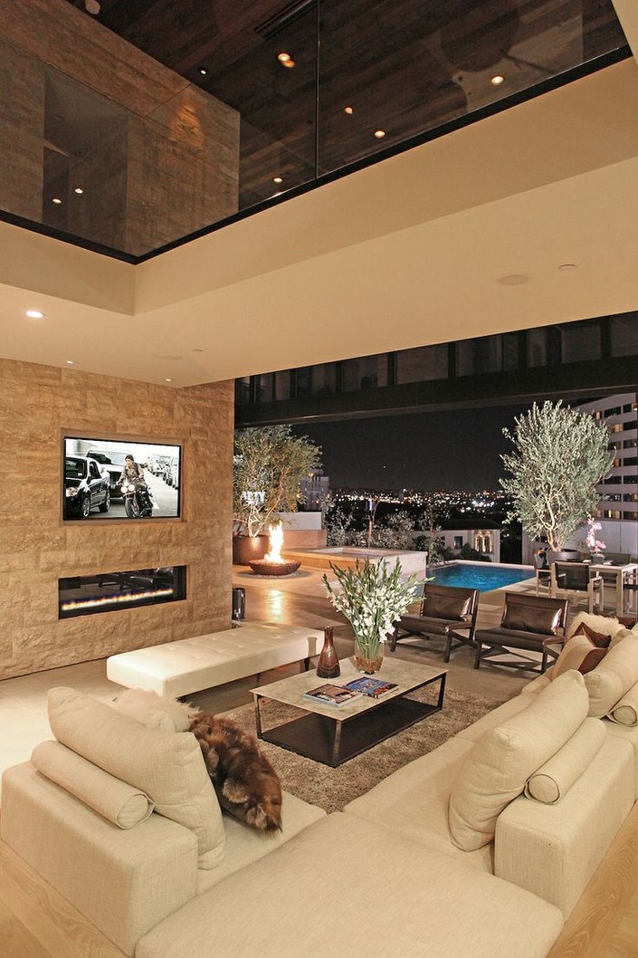 how to decorate a penthouse with bespoke furniture