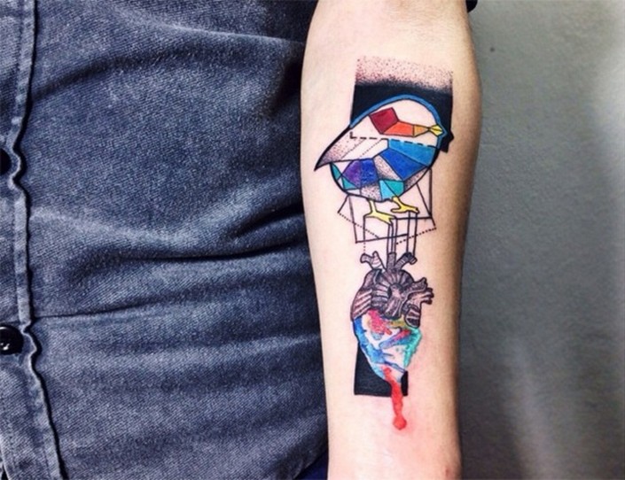 This Artist & Biologist creates amazing tattoos inspired by wildlife