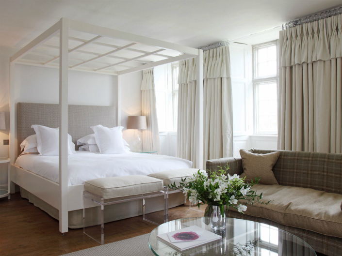 Top 100 UK Famous Interior Designers - Fox Linton Associates 9