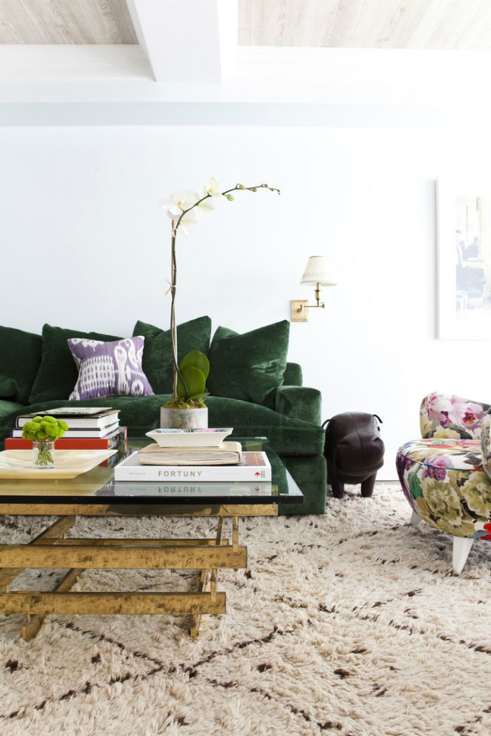 FALL DECORATING IDEAS + LIVING ROOM: USE GREEN