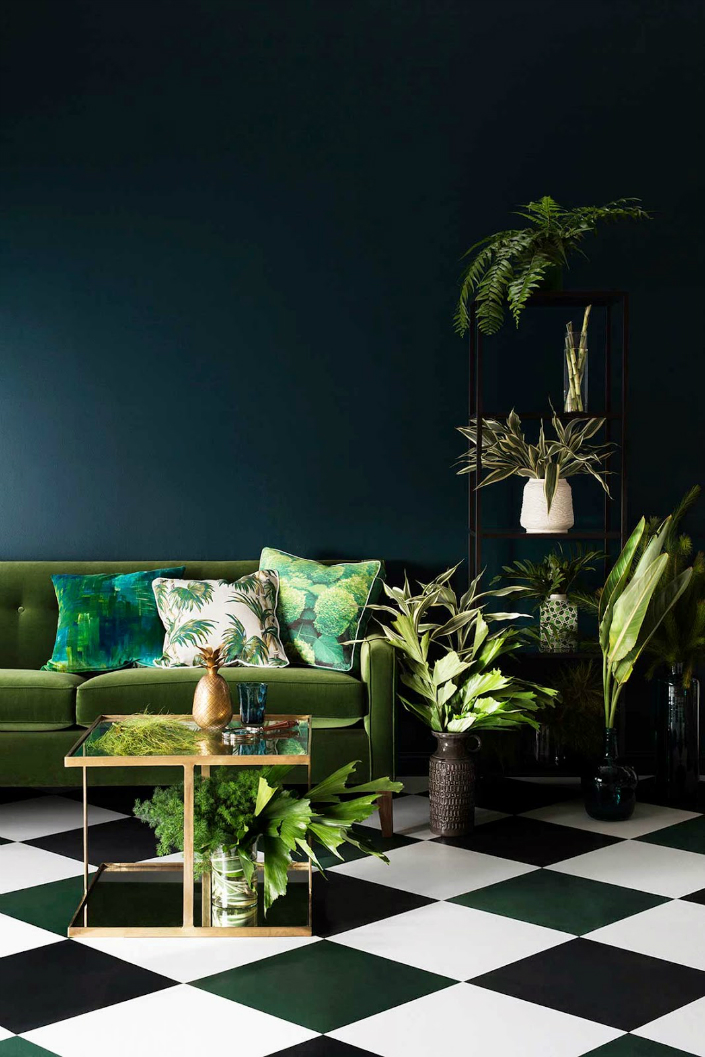 FALL DECORATING IDEAS + LIVING ROOM: USE GREEN