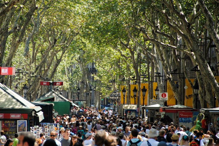 Autumn Travel Ideas - Go to Cataluña