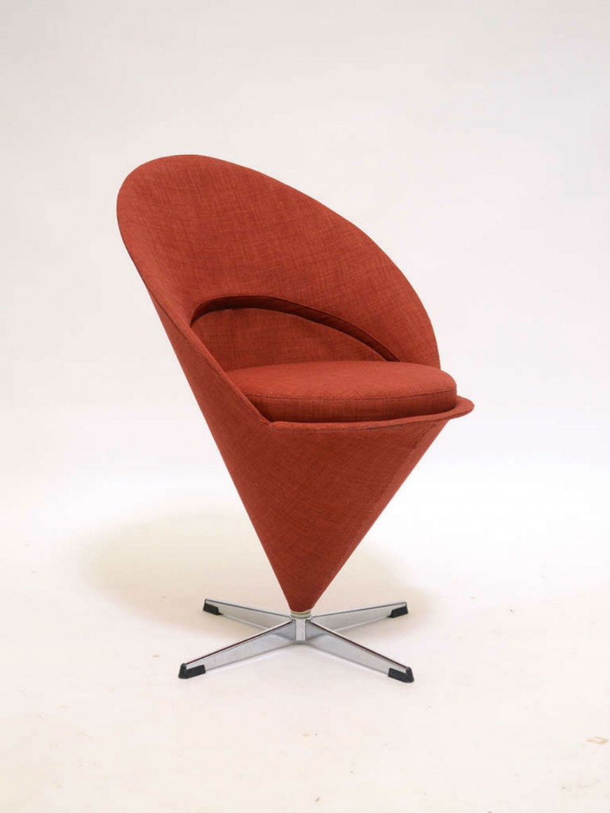 How History’s Most Hated Chairs Became Today’s Most Iconic Pieces