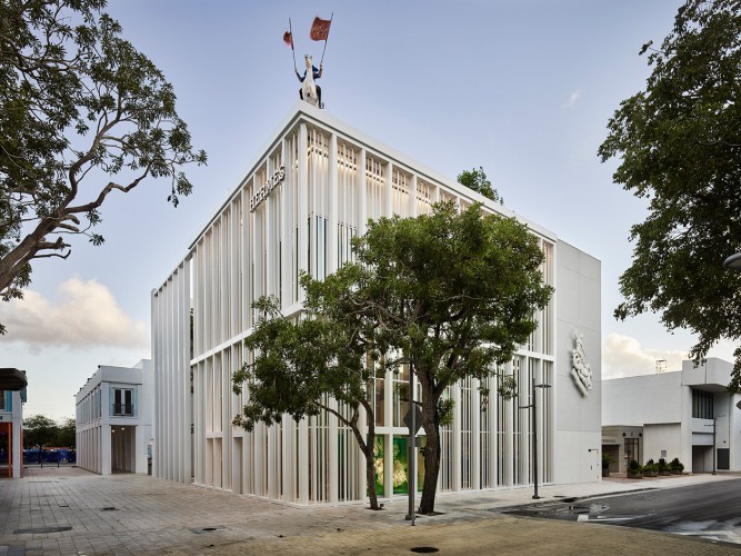Meet the new Hermès boutique in Miami