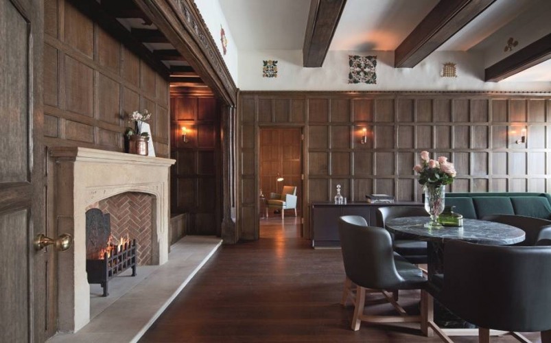 London’s best boutique hotels to spend one night tudor suite
