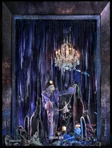 What to do in NY see Fifth avenue Christmas window displays3