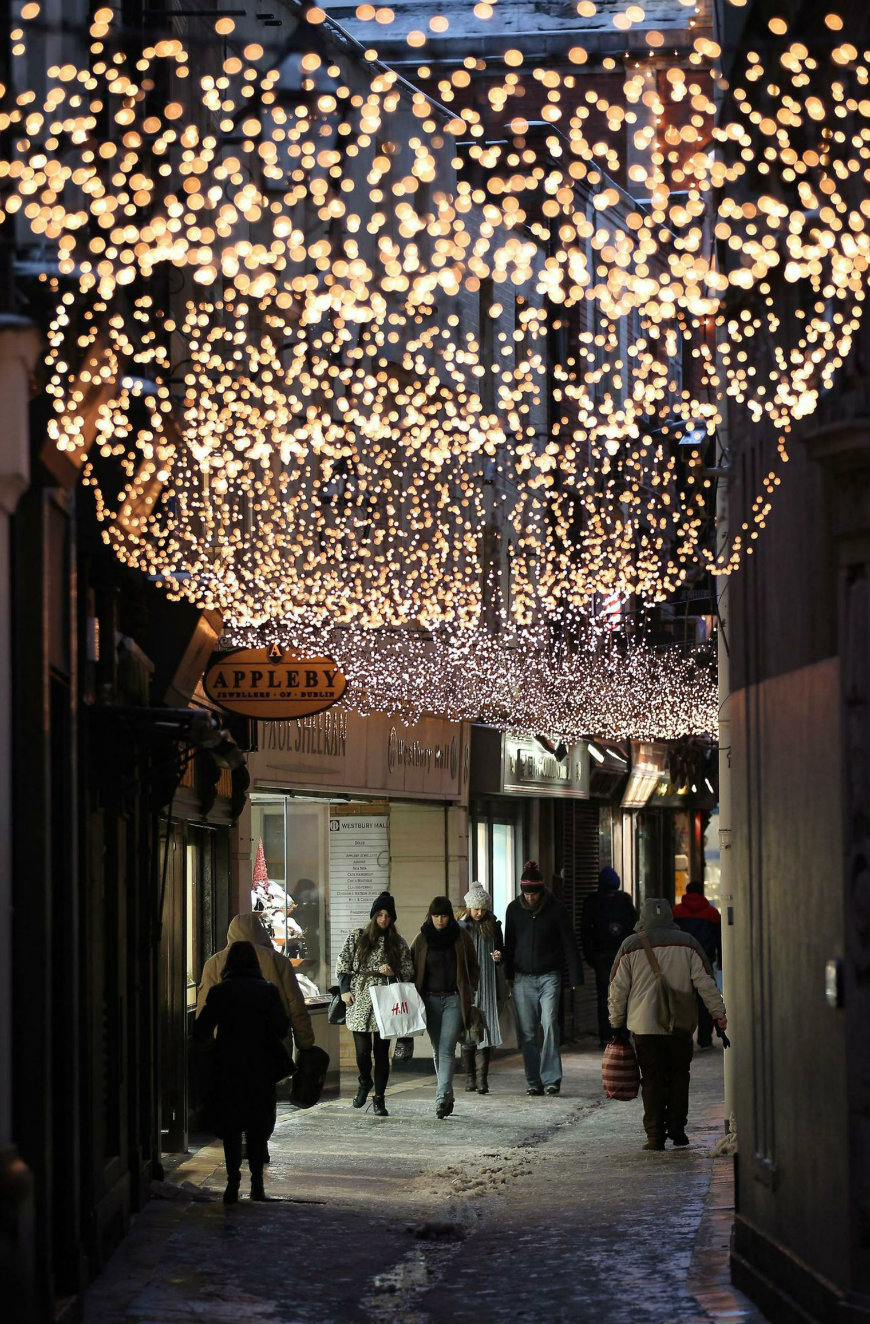 How is Christmas celebrated in Ireland
