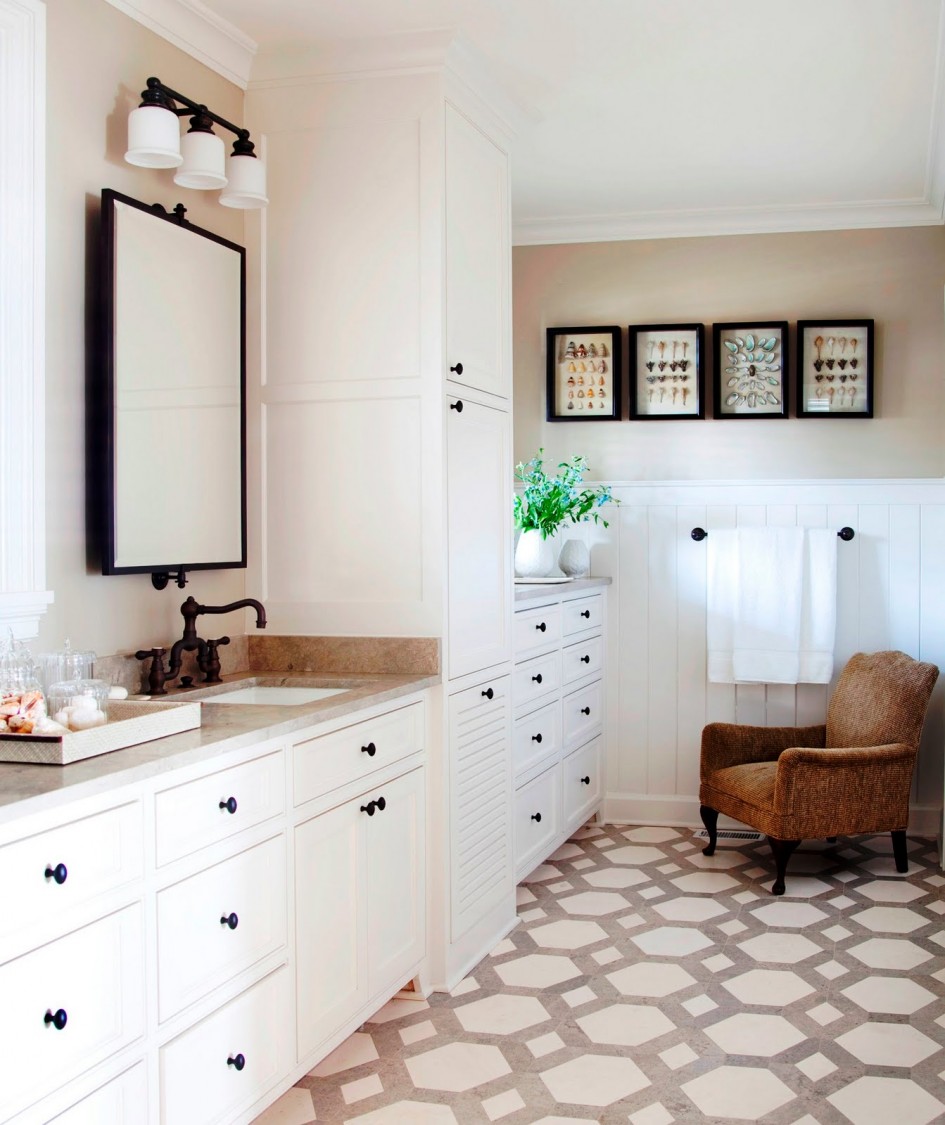Bathroom stone floor design