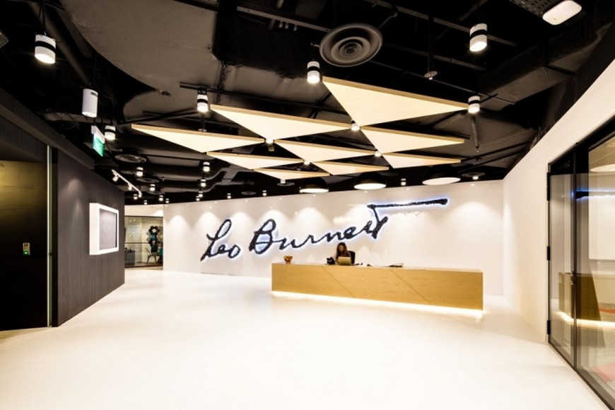 Leo Burnet Singapore Office, by ONG & ONG Group