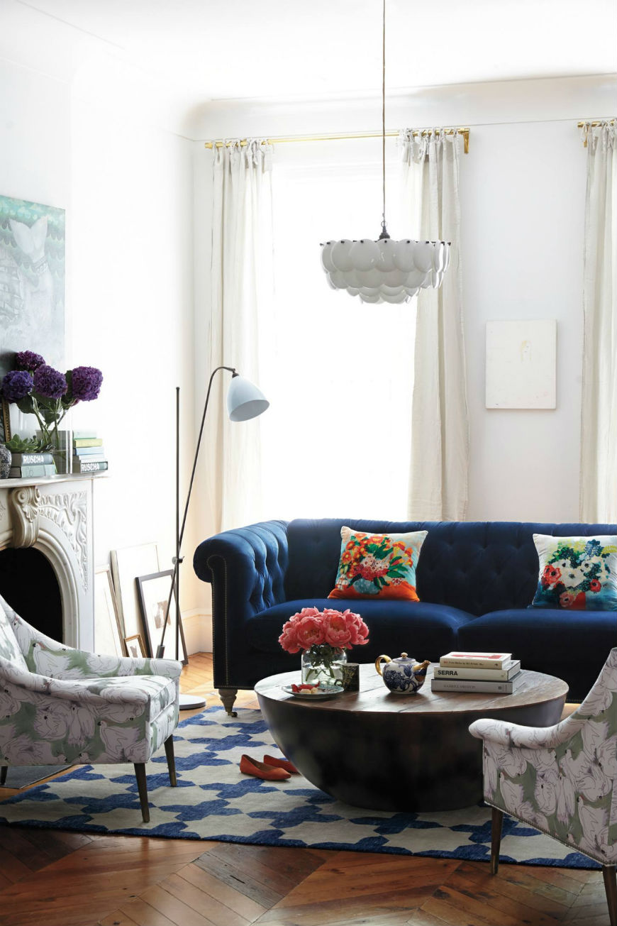 Interior design tips blue velvet chesterfield sofa