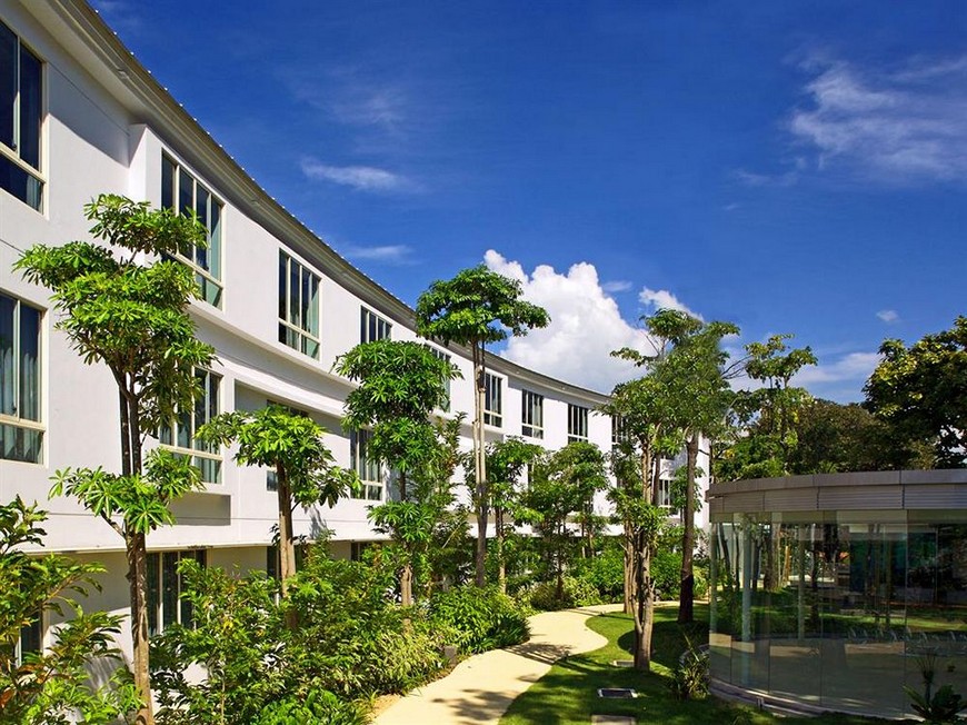 Top 10 Best Resorts in Singapore