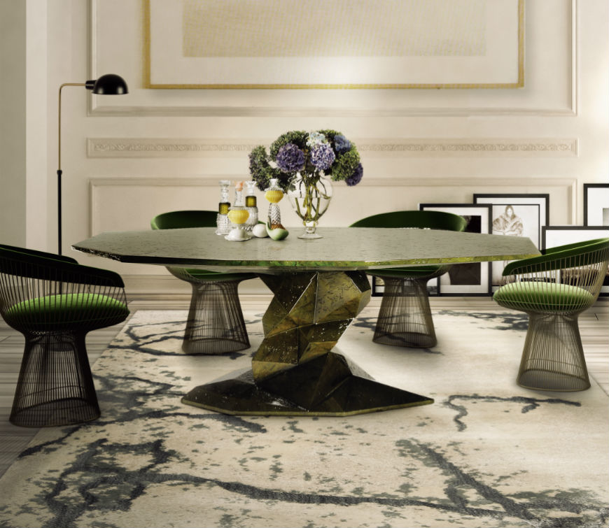 How to place a rug with a round dining table