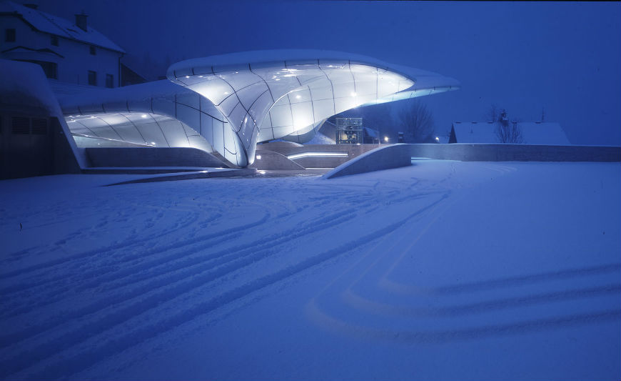 Top 20 Zaha Hadid's Architecture Projects