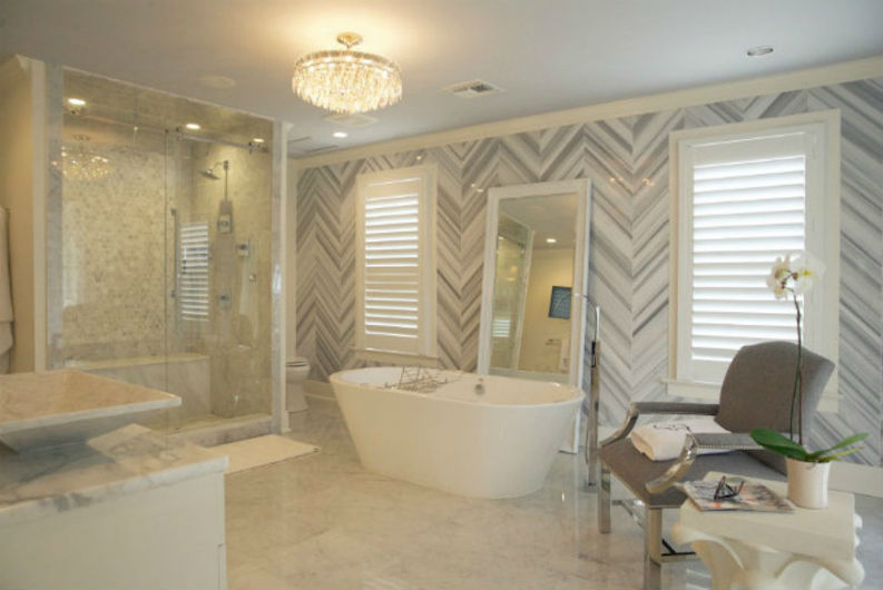 20 Fabulous Wall Mirror Ideas for Luxury Bathrooms With Style