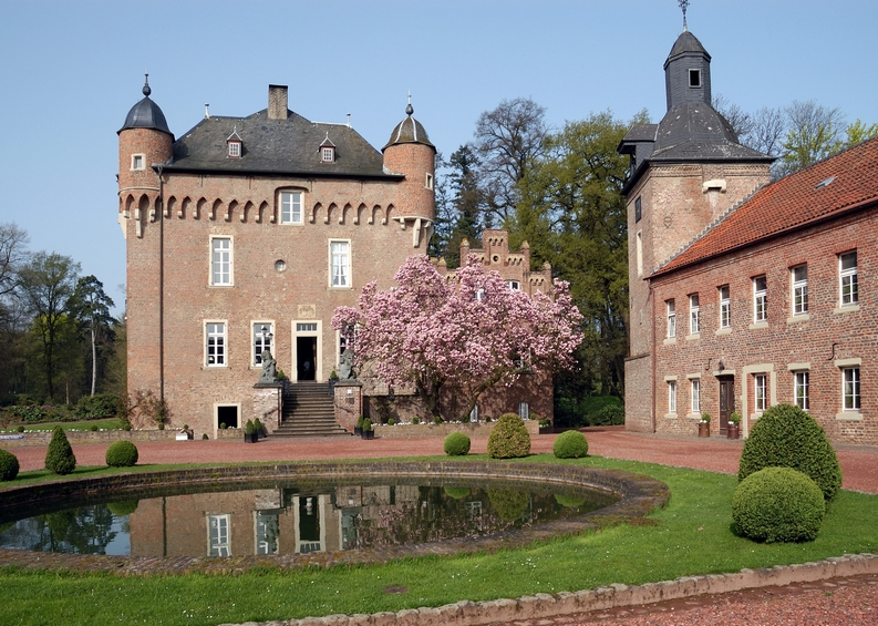 The 10 Best Cologne Restaurants of 2016 Schloss Loersfeld
