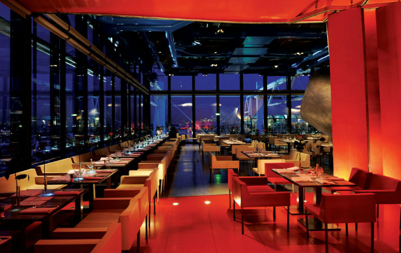 5 Best Restaurants in Paris For The Perfect Sunset5
