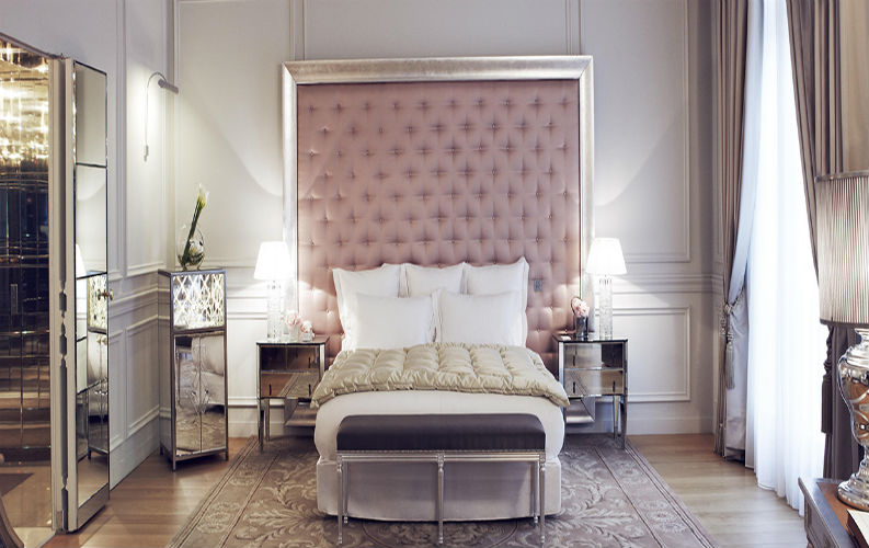 5 star hotel in Paris