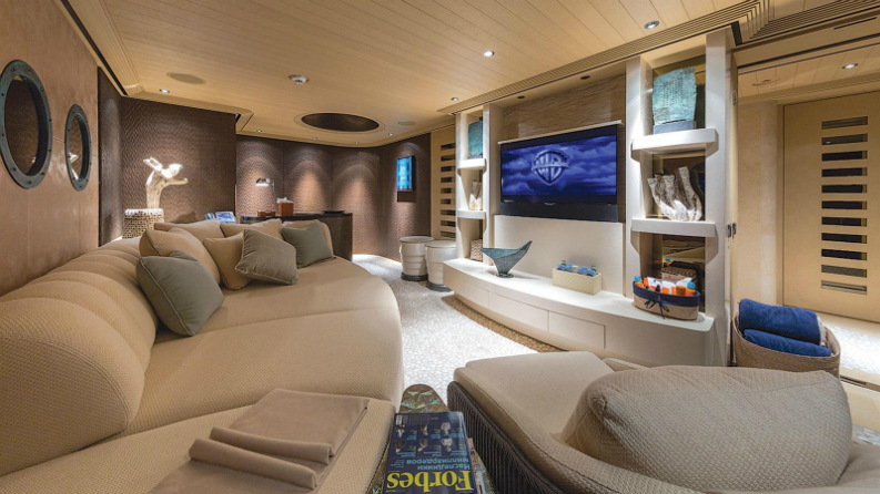 Interior Design Tips for Yachts: Luxury Interiors Travelling the Sea
