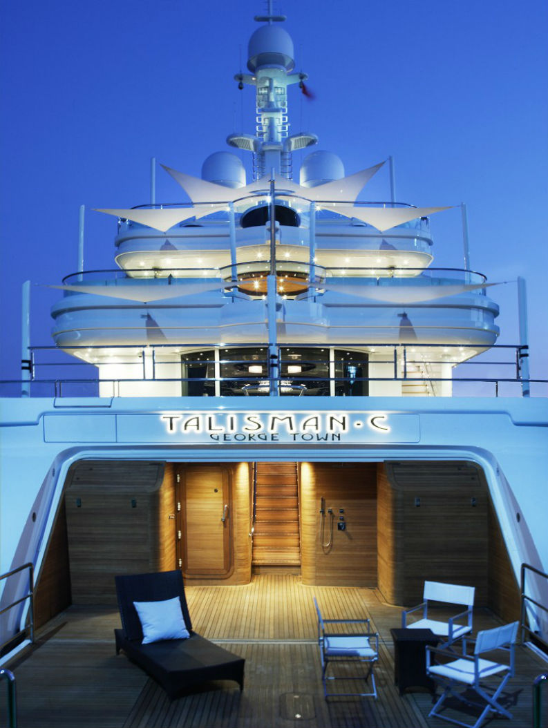 5 Living Room Ideas From Luxury Yachts That Will Make You Own One