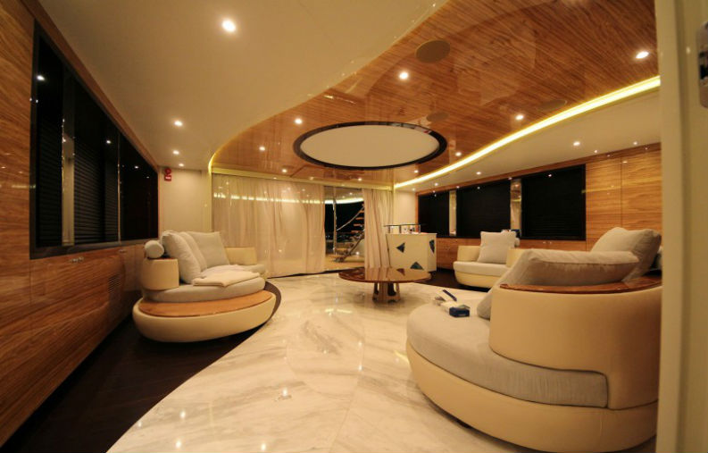 5 Living Room Ideas From Luxury Yachts That Will Make You Own One