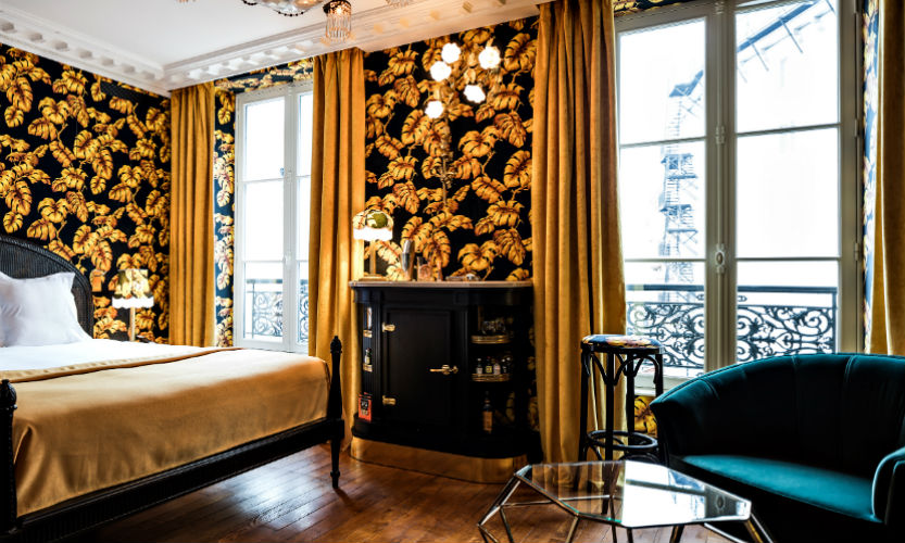 Top 5 Best Hotels in Paris With Bold and Luxurious Decors