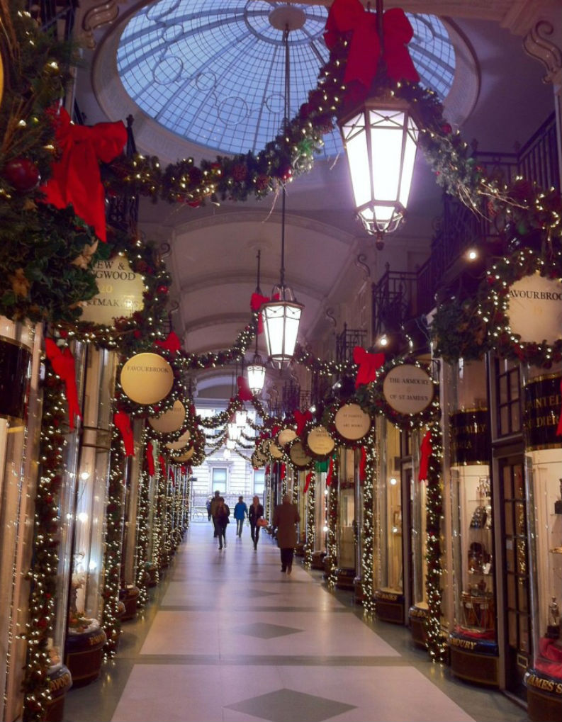 Top 10 Places To Visit For The Holidays Where The Fantasies Abound