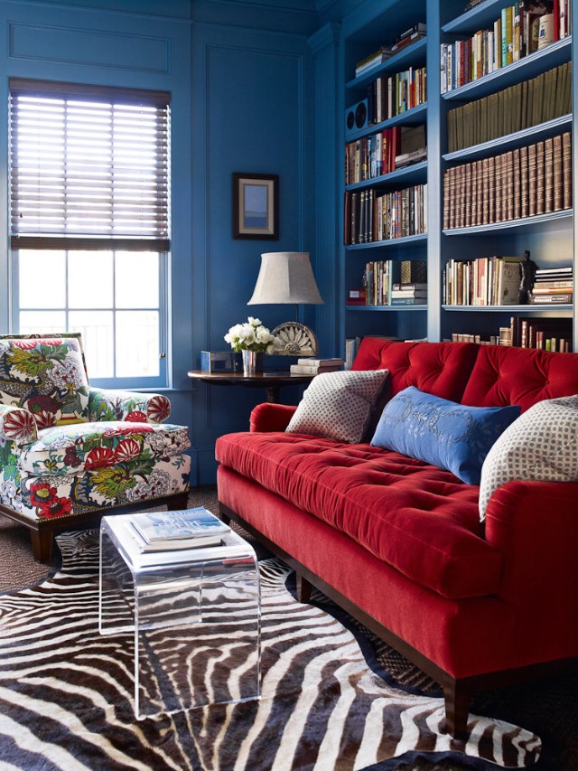 10 Decorating Ideas On How To Style A Small Living Room