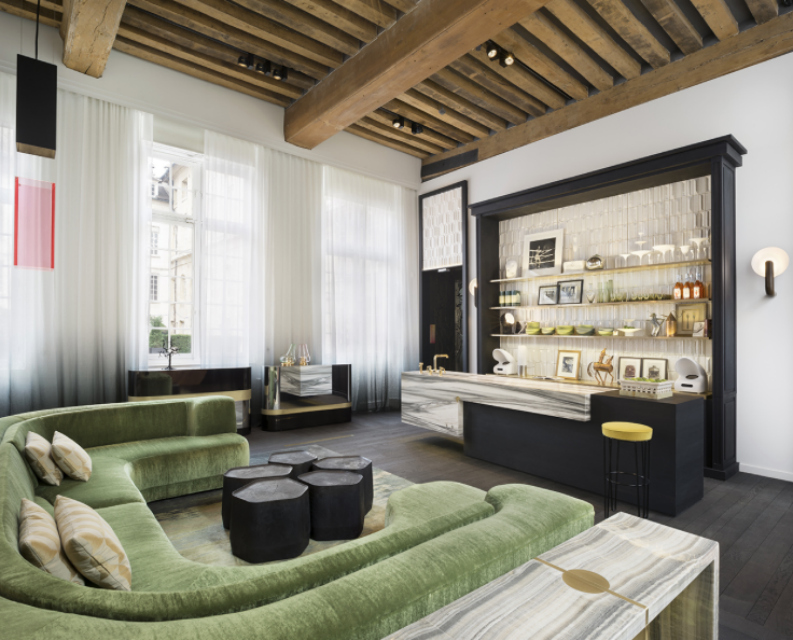 The Best Living Room Ideas By Top French Interior Designers.3