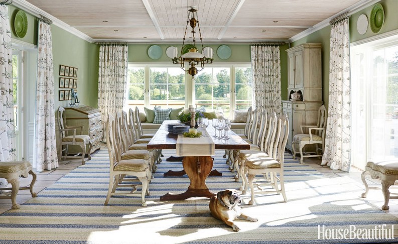 7 Interior Design Tips To Get The Dreamy Dining Room Set
