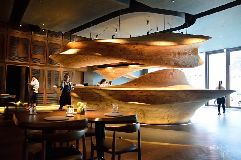 7 Luxurious Restaurant Interiors That Will Make You Want To Travel