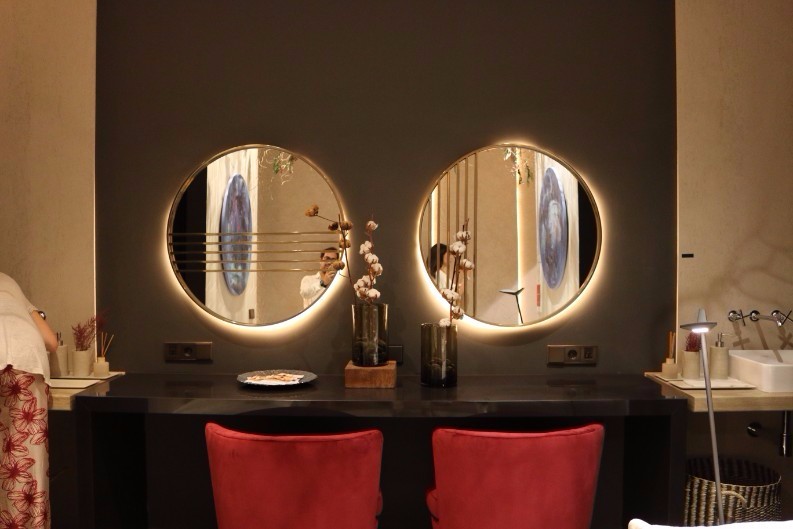 65 Reasons why the best design ideas are at CASA DECOR 2017 part 2 | Interior Design Ideas. Casa Decor 2017. Home Design Inspiration. #interiordesignideas #casadecor #modernvelvetsofa >>> Discover every space of casa decor here: https://gromvexital.info/blog/category/design_agenda/