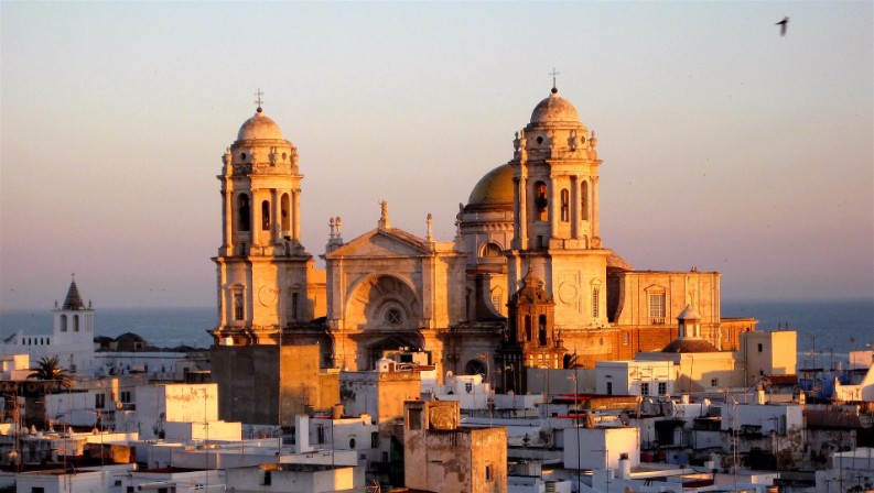 8 Dreamy Oldest Places To Visit Around the World This Summer