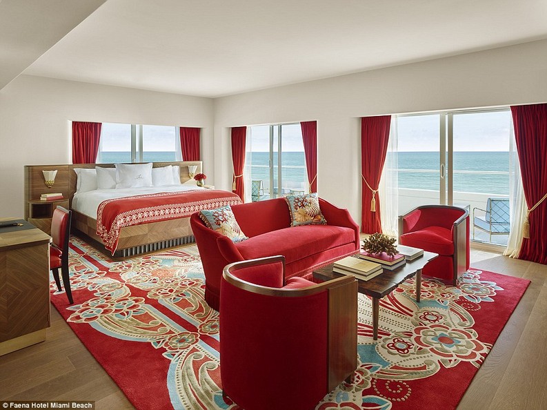 Meet the 7 Best Hotels Suite Views In The World 