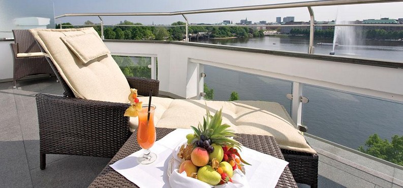 Meet the 7 Best Hotels Suite Views In The World 