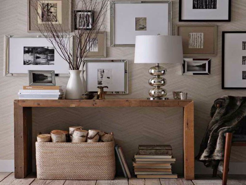 To Choose the Perfect Entry Table For Your Hallway