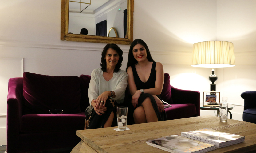 BRABBU interviews Elle Decor Spain director at the Moongata Showroom | Elle Decor Spain. Interior Design Magazines. Modern interior design. #interiordesignmagazines #martarioperez #elledecorspain Get inside the exclusive interviews from top personalities: https://goo.gl/VGttFA