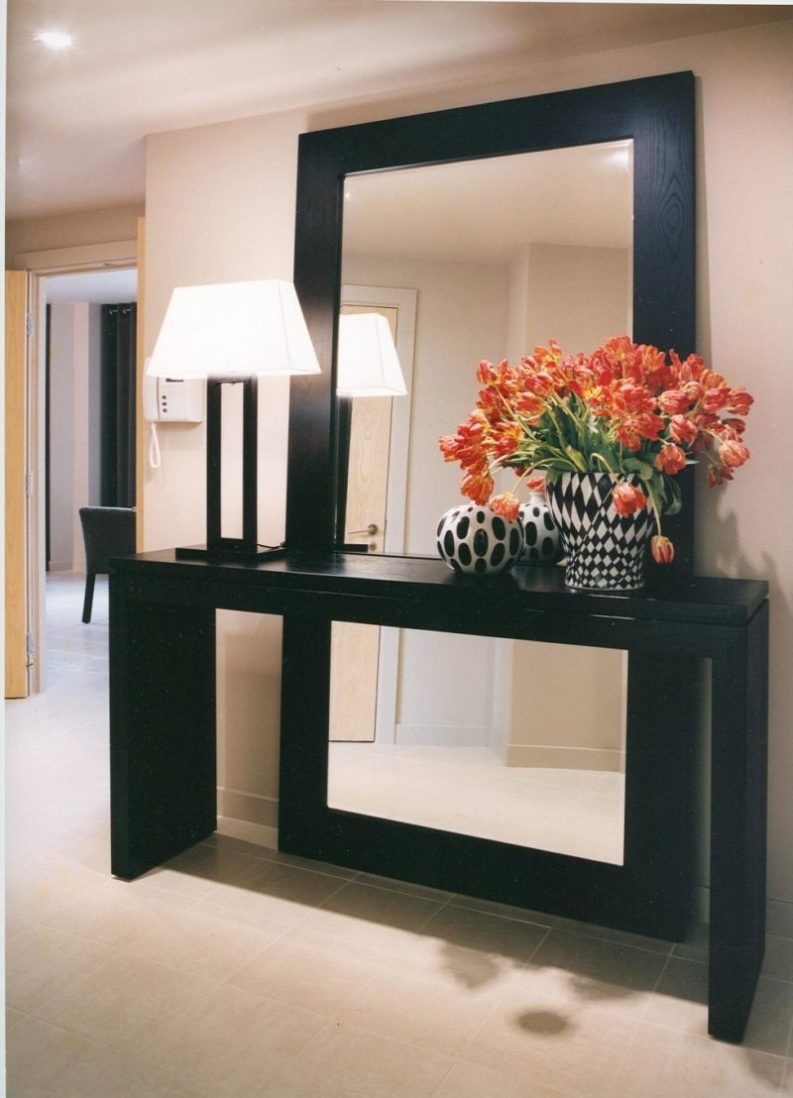 10 Magical Wall Mirrors to Boost Any Living Room Interior Design | living room design, modern wall mirrors, home design inspiration #livingroominteriordesign #modernwallmirrors #homedesigninspiration 