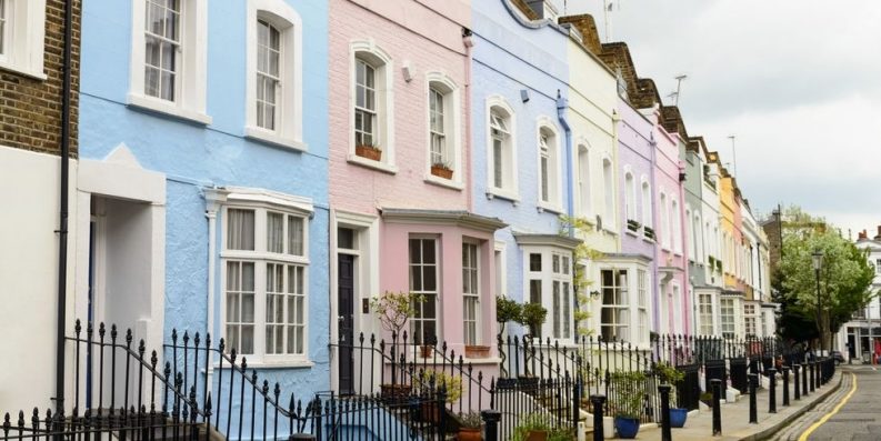 10 Best Travel Destinations For The Perfect Fall Vacation | Travel Destinations, trendy places, fall vacations #besttraveldestinations #fallvacations #trendyplaces 