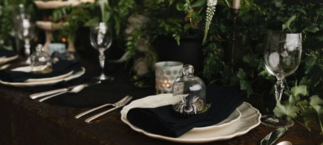 10 Halloween interior design tips that are both Chic and Spooky