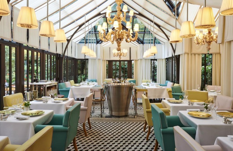 Top 5 Best Hotels To Stay in Paris in 2018
