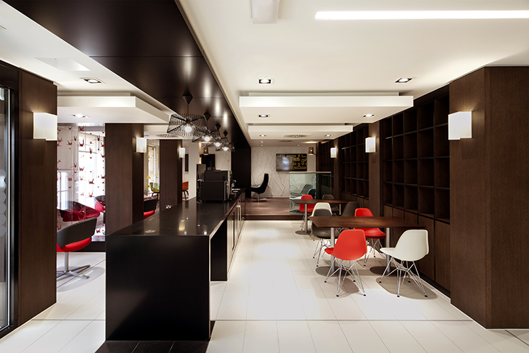 Resonate Interiors