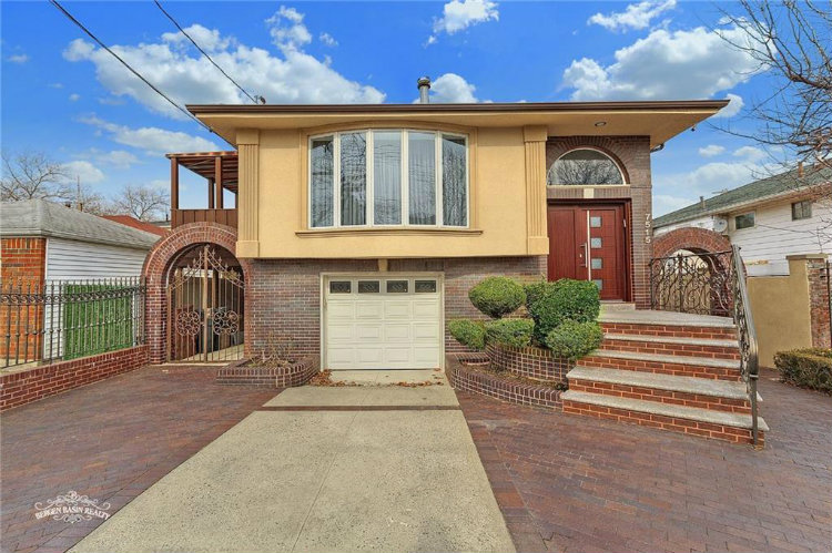 Bergen Basin Reality - Bergen Beach - Single Family Home
