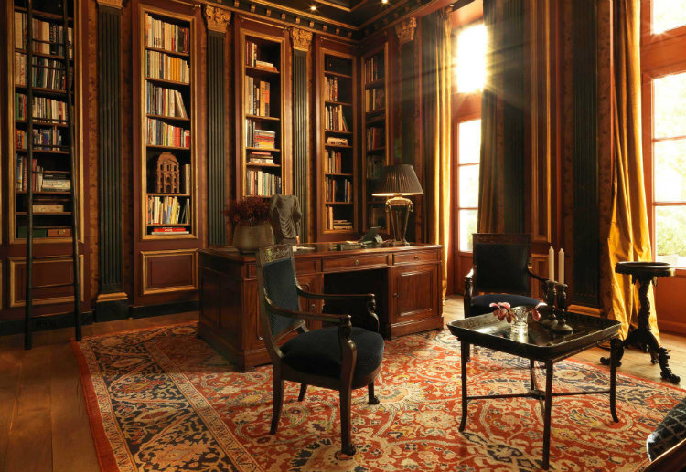 Decoration Empire - Castle Belgium