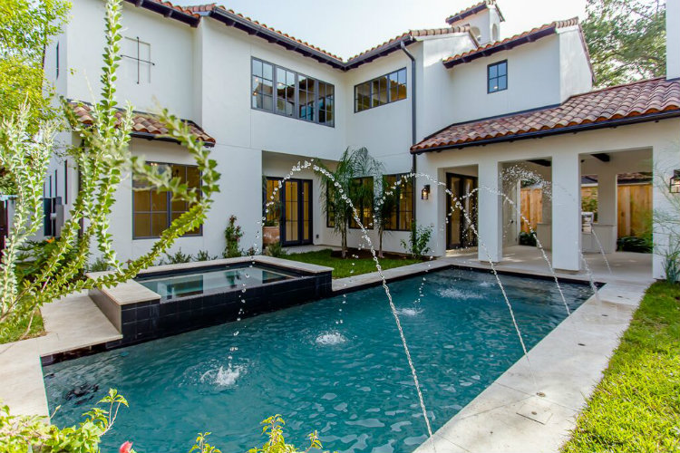 Lucinda Loya Interiors High-End Budget Design - River Oaks Spanish