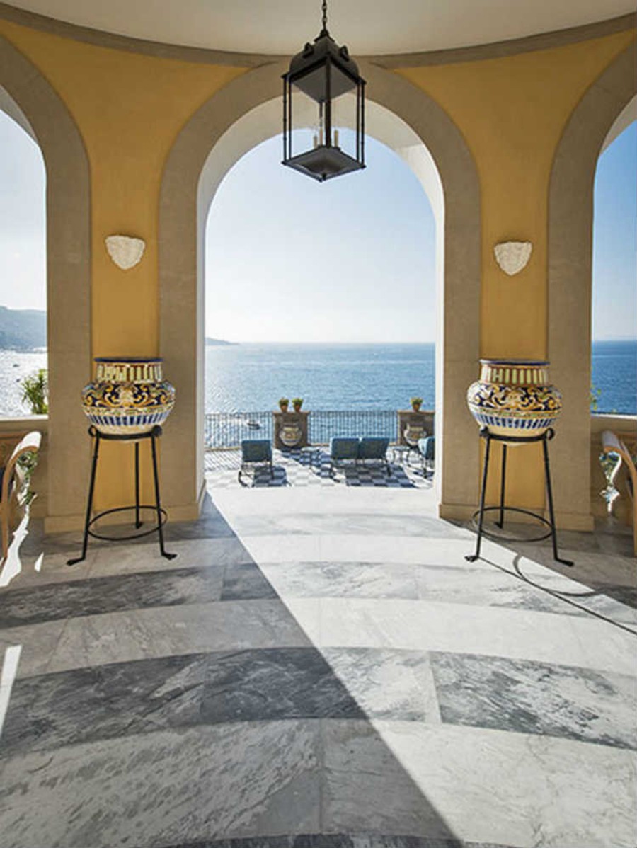 Juan Pablo Molyneux - Spirited Design Interiors