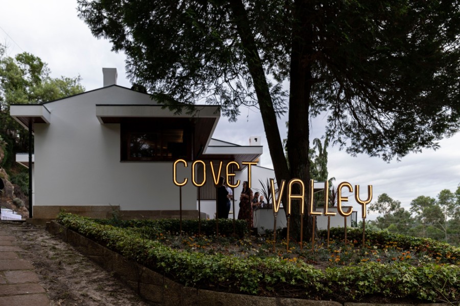 Covet Valley - Nostalgic Home in a Timeless Place