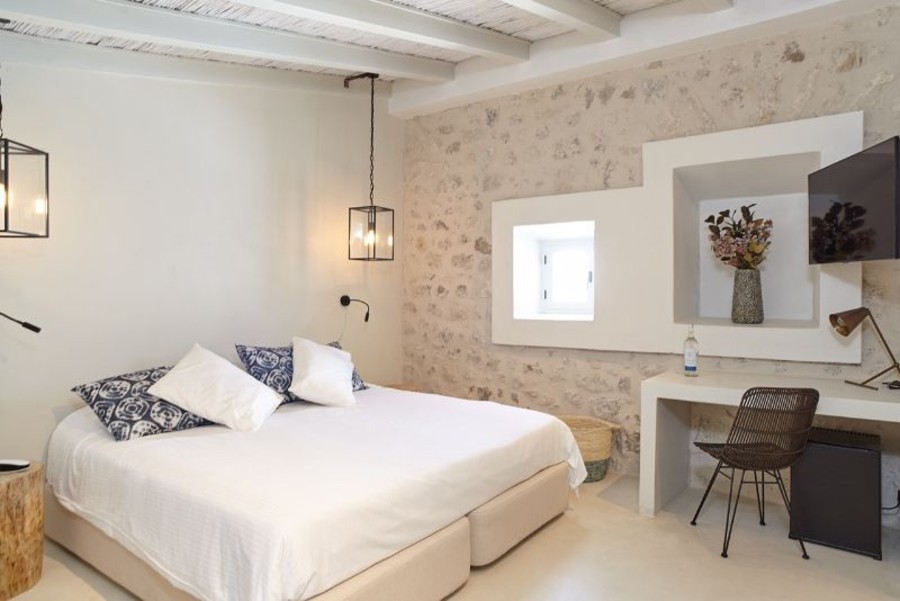 Eva Martinez - Eclectic Interior Design