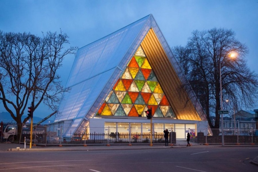 Shigeru Ban - Amazing Japanese Design