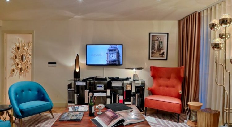 Visit From the Sofa - Showrooms Inspiration